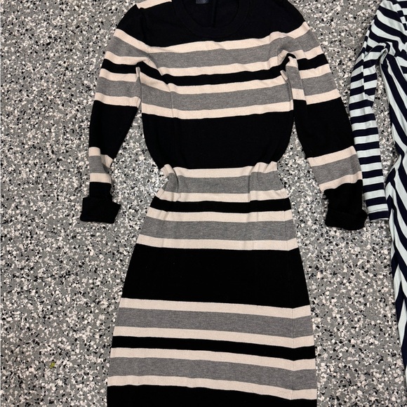 French connection lot of 2 striped mini dresses - Picture 2 of 6